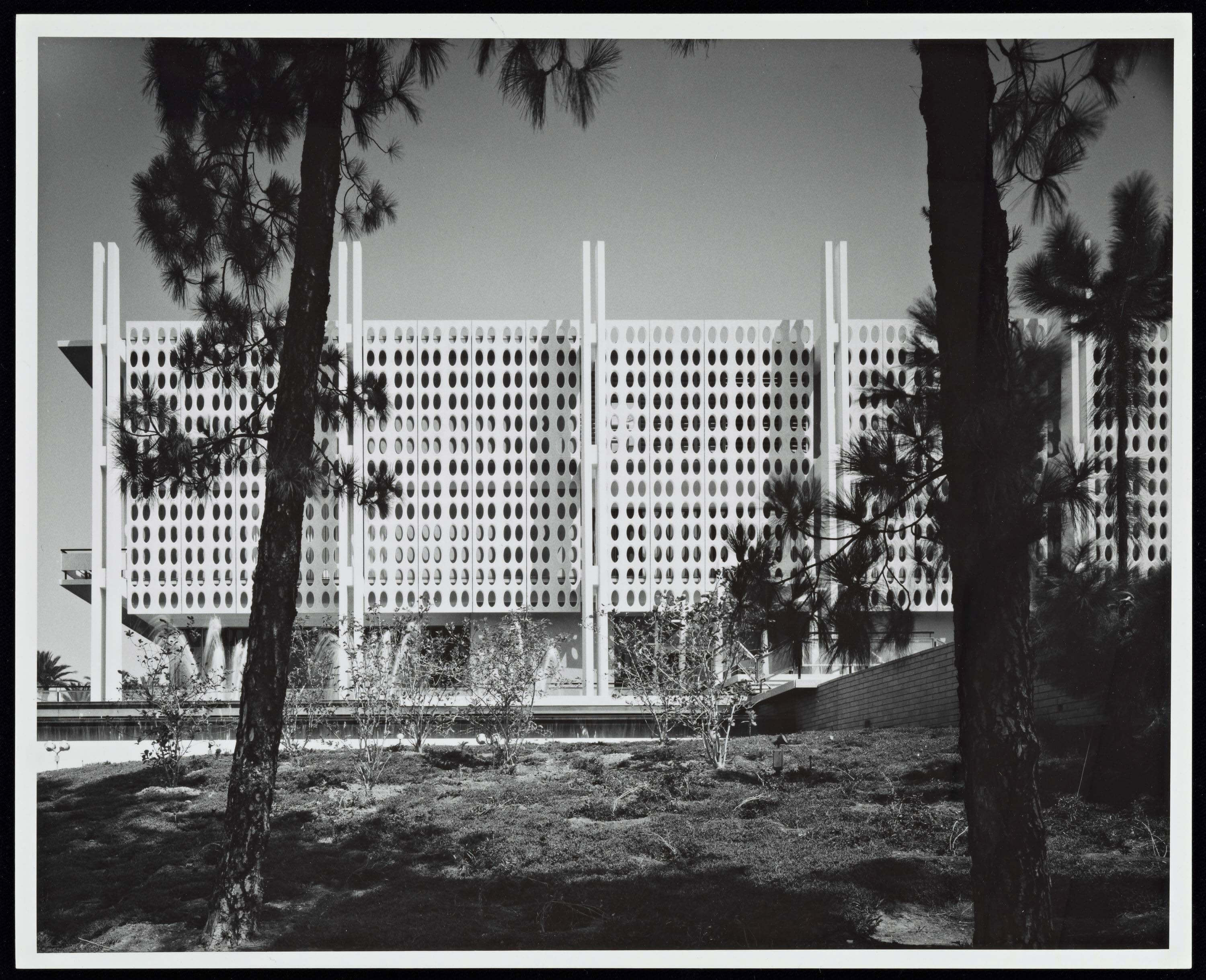 Public Site Visit to William Pereira's endangered Metropolitan Water District Headquarters